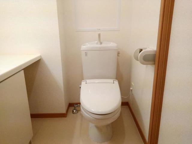 トイレ　トイレもきれいです