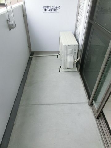 バルコニー　バルコニー広めです