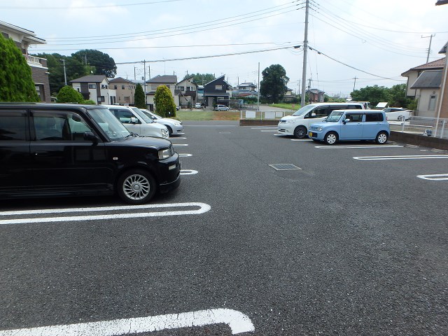 駐車場　お問い合わせは048-772-8202