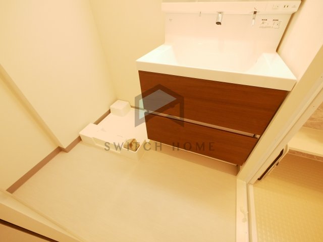 洗面設備　広々脱衣場です！