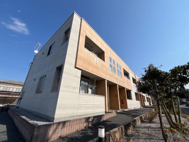 建物外観　外観写真（昼）