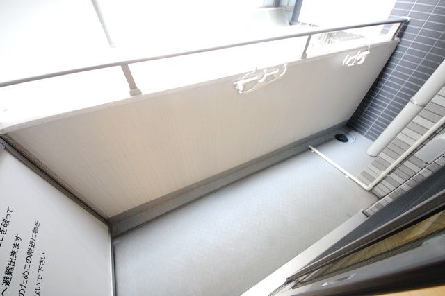 バルコニー　同物件別部屋写真