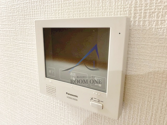 セキュリティ　モニター付きインターホンです。