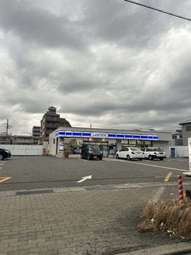 コンビニ　ローソン 神戸兵庫町二丁目店（コンビニ）まで346m