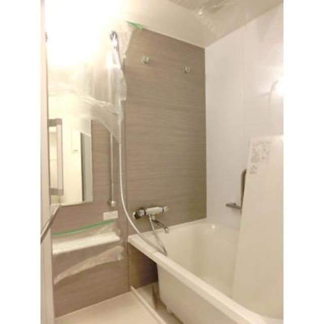 バス・シャワールーム　※写真は同タイプ住戸です。