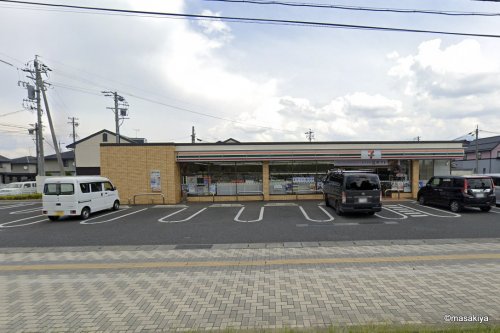 コンビニ　セブンイレブン 長野西尾張部店（コンビニ）まで296m