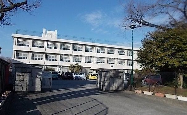 中学校　富士市立吉原第二中学校（中学校）まで355m