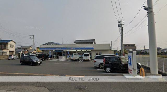コンビニ　ローソン（コンビニ）まで356m