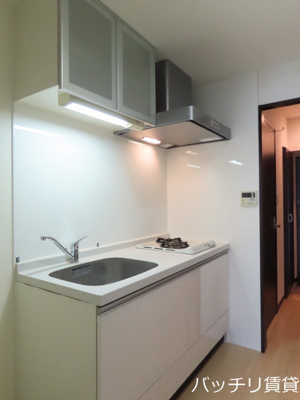 キッチン　※同マンション別部屋写真の為、現状優先。