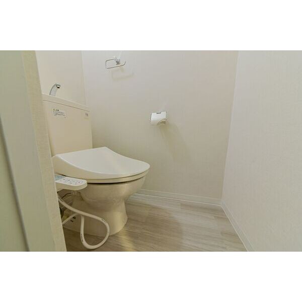 シーズンコート東大曽根のトイレ写真