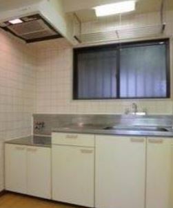 キッチン　※別部屋参考写真