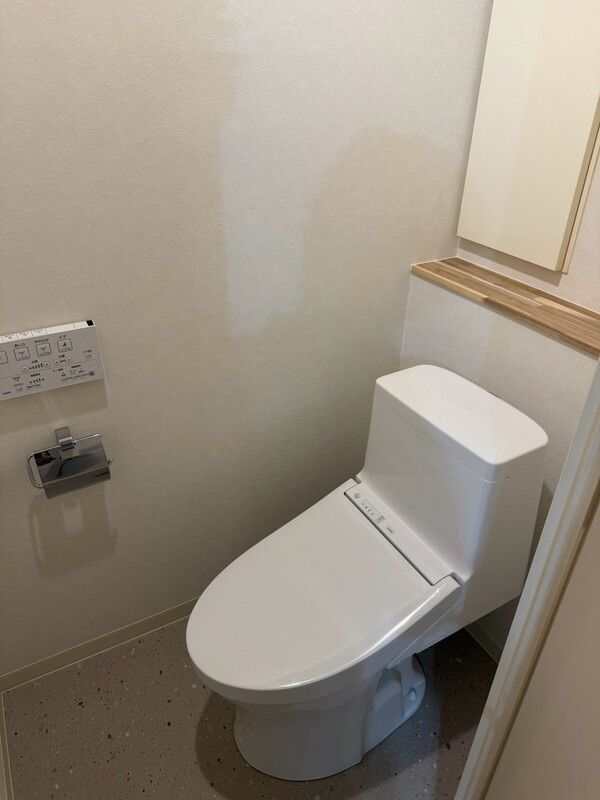 トイレ　ゆったりとした空間のトイレです