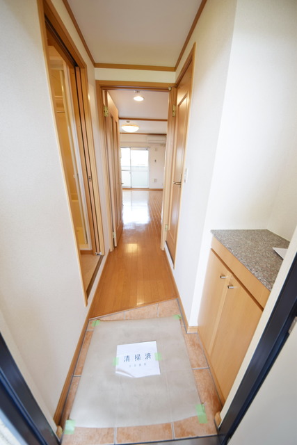 玄関　～ただいまー～別部屋参照～
