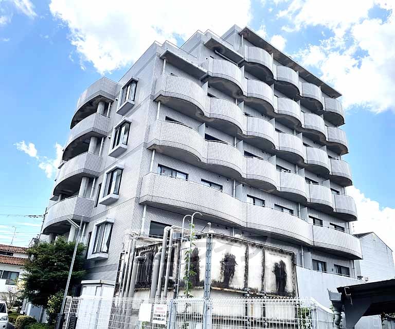 地下鉄烏丸線 竹田駅 徒歩10分 築37年