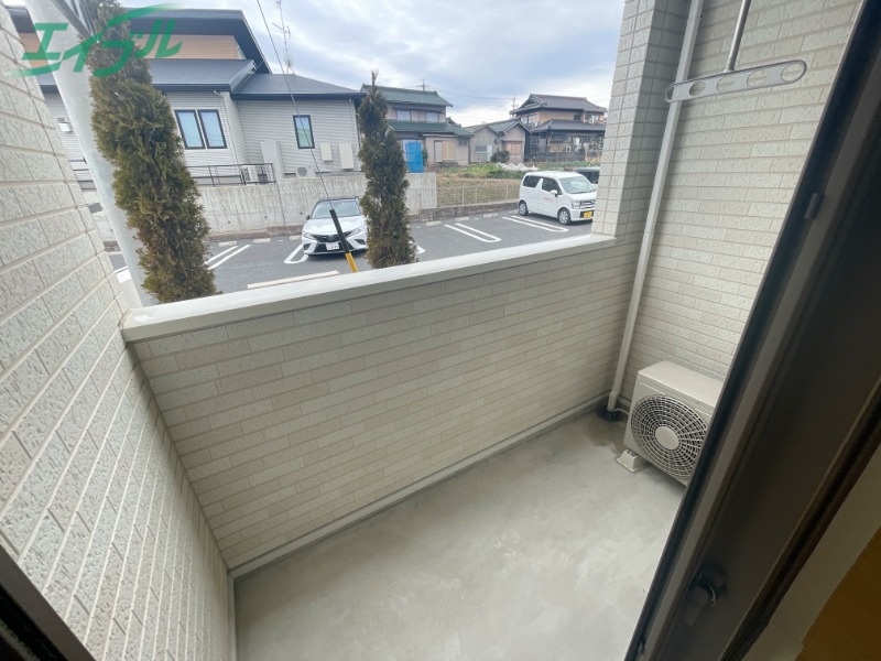バルコニー　同型参考写真
