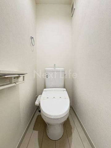 ロワール鶴見花月園前のトイレ写真