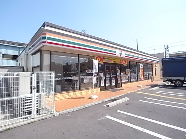 コンビニ　セブンイレブン 大阪茨田大宮2丁目店（コンビニ）まで140m