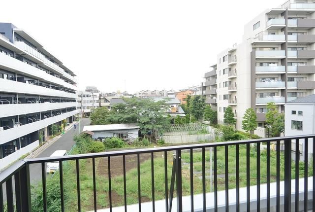 眺望　★バルコニーからの景色です★