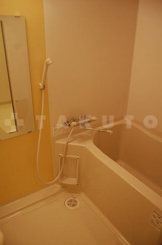 セレニテ新大阪弐番館の風呂写真