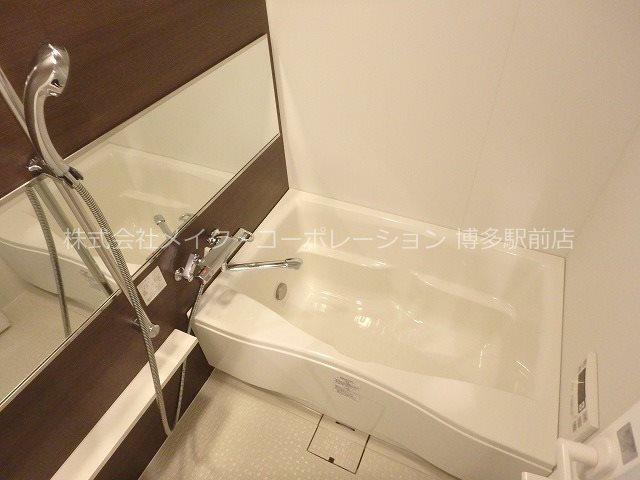バス・シャワールーム　※写真は棟内別部屋参考写真