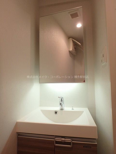 洗面設備　※写真は棟内別部屋参考写真