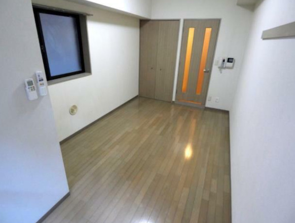 京王線 つつじケ丘駅 徒歩3分 11階建 築29年の居間写真