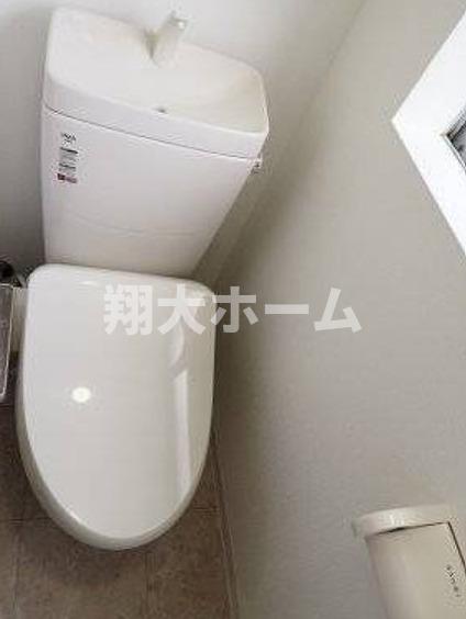 ＪＲ京浜東北線 赤羽駅 徒歩7分 3階建 築58年のトイレ写真