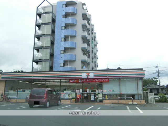 コンビニ　セブンイレブン（コンビニ）まで3013m