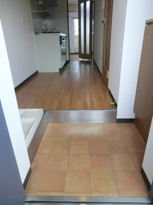玄関　※別部屋です