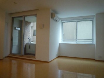 居室・リビング　13.2帖のきれいなLDK。