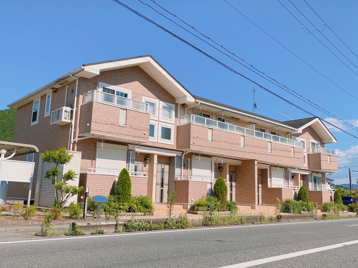 エテルノ　カーサの建物外観