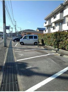 【ニューエルディム土居の駐車場】