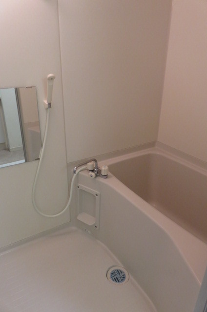 バス・シャワールーム　バスルーム