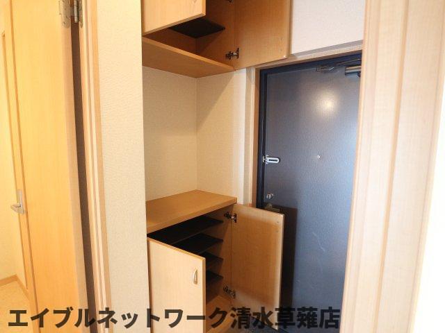 【静岡市清水区馬走のマンションの収納】