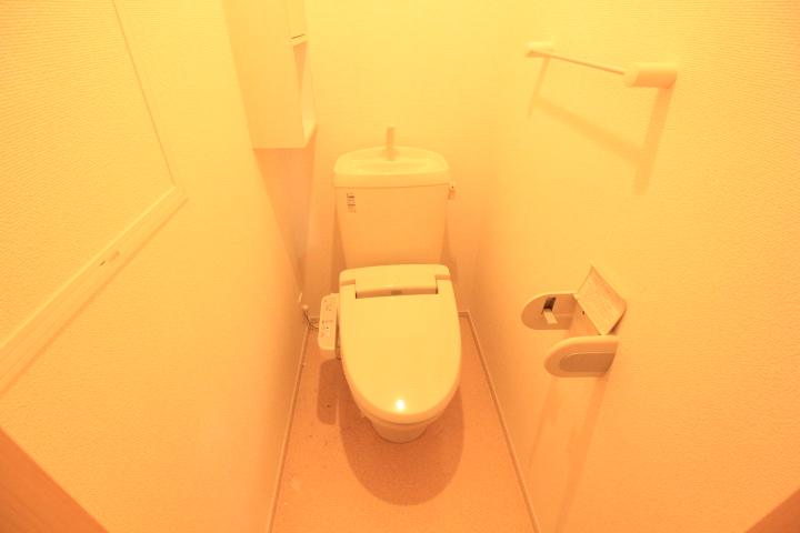 トイレ　温水洗浄便座☆