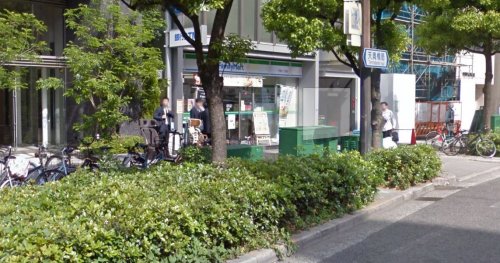 コンビニ　ファミリーマート天満二丁目店（コンビニ）まで138m