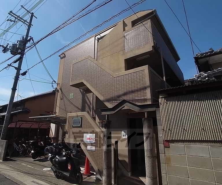 【Ｓｈｉｎｅ太秦の建物外観】