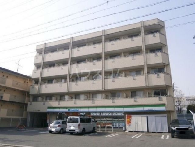 名古屋市昭和区狭間町のマンションの建物外観