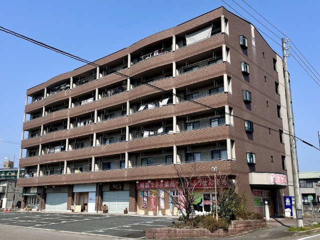 サンライズ２１の建物外観