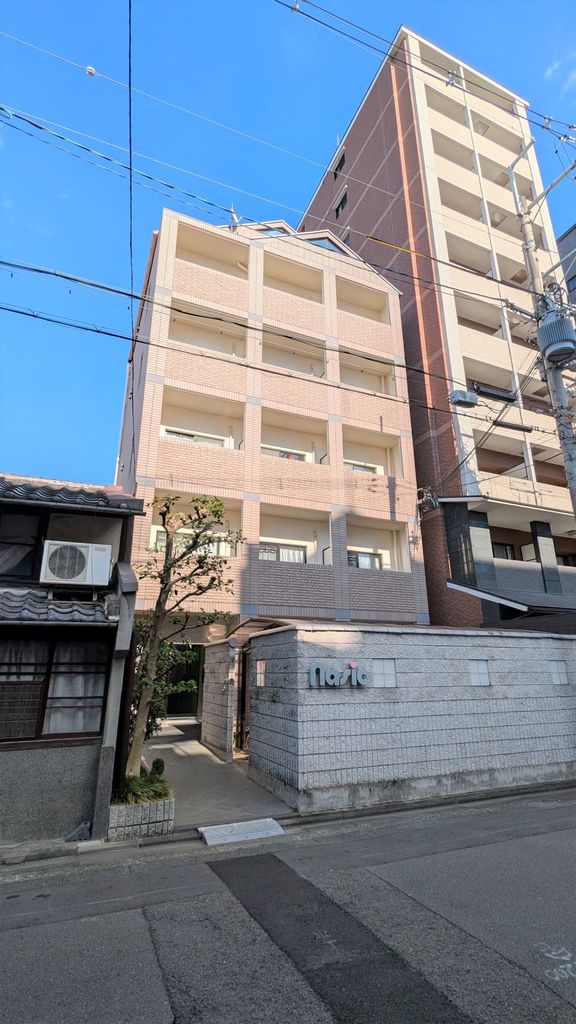 京都市中京区下松屋町のマンションの建物外観