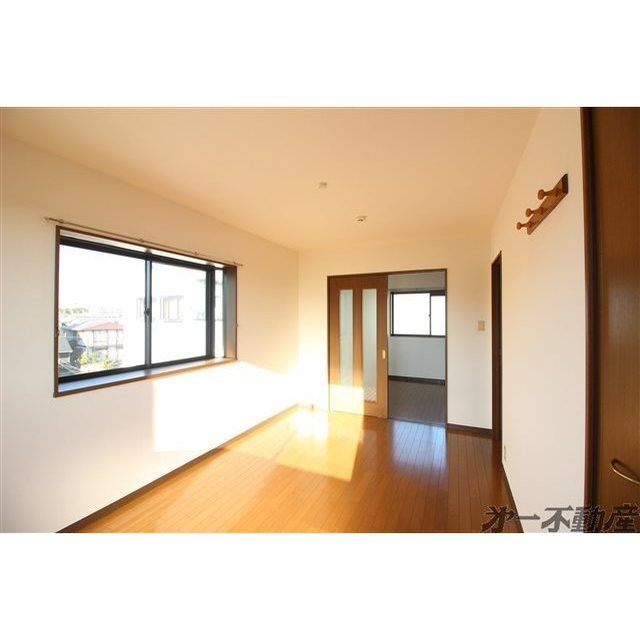 建物外観　洋室