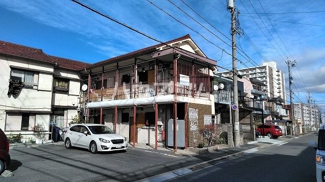 名古屋市南区三条のアパートの建物外観