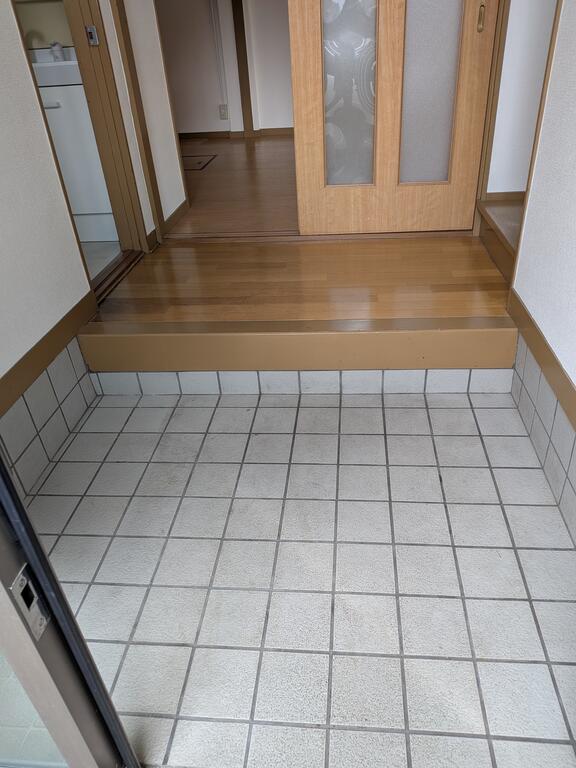 石場テラスハウスの玄関写真