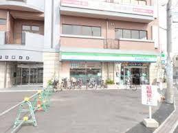 コンビニ　ファミリーマートJR鳳駅前店（コンビニ）まで101m