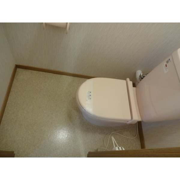 【旭川市末広五条のアパートのトイレ】