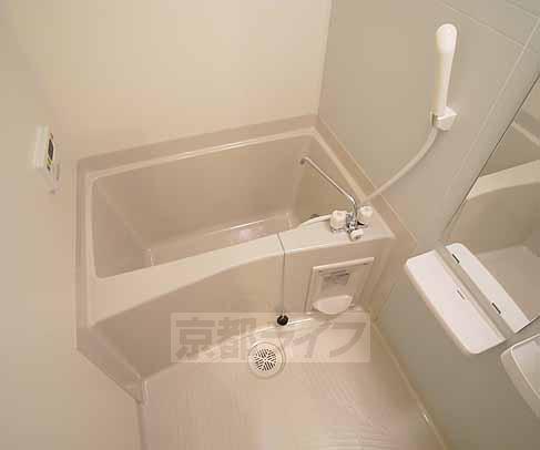 バス・シャワールーム　追い焚き機能付きバスです