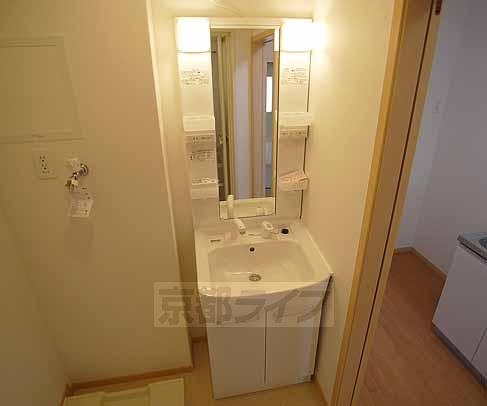 洗面設備　シャンプードレッサー付き