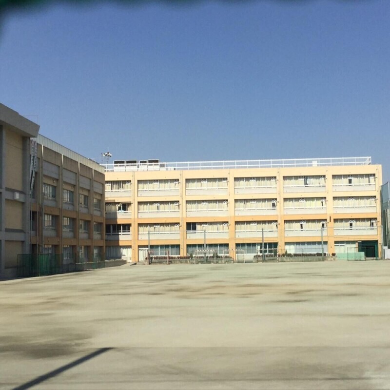 【川崎市川崎区伊勢町のマンションの中学校】