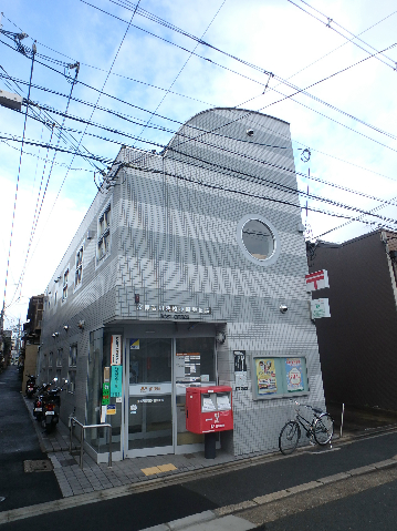 【京都市中京区西錦小路町のマンションの郵便局】