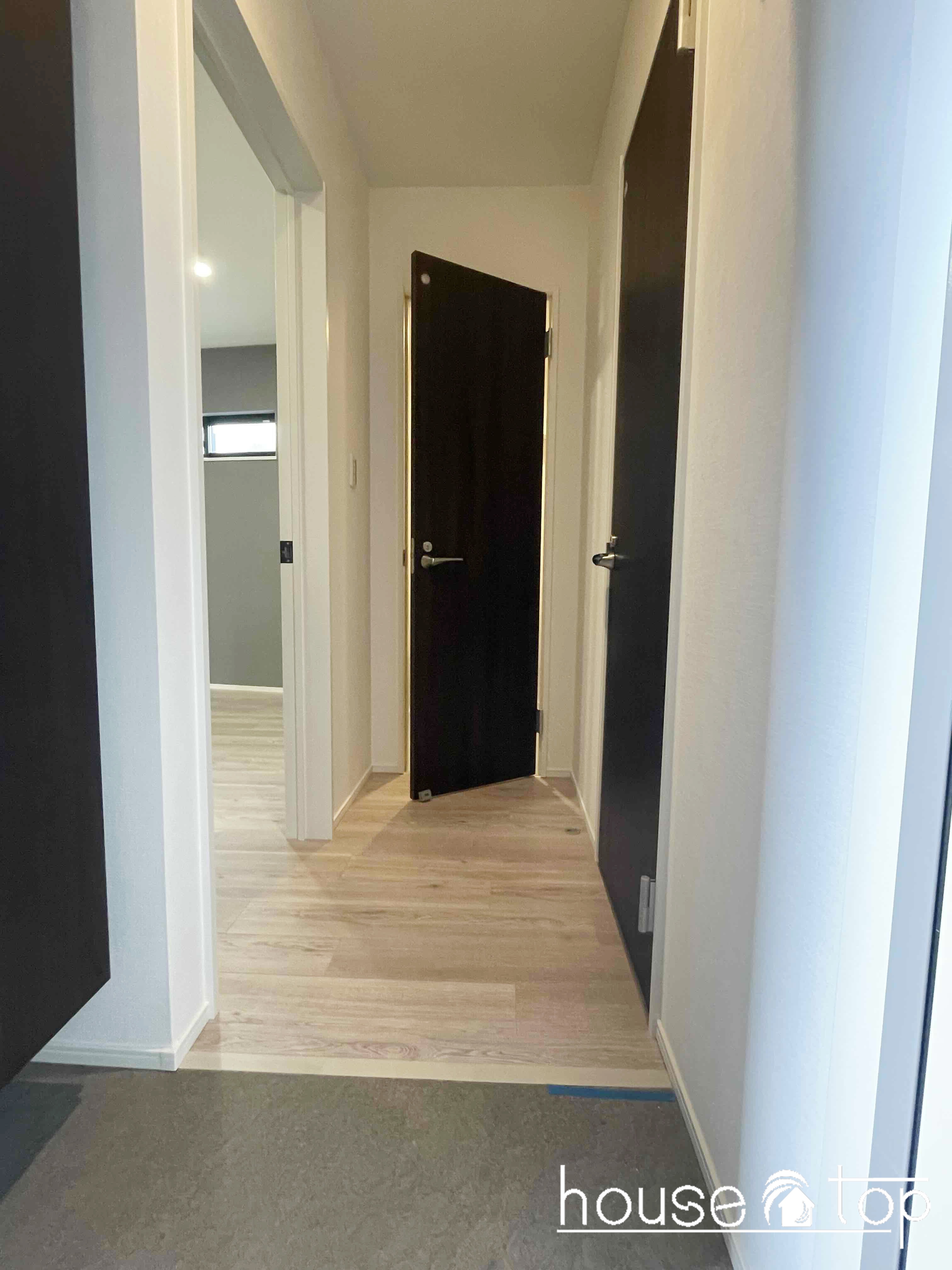 玄関　同施工仕様